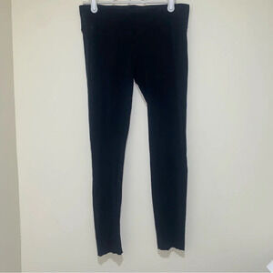 Women’s  TNA Brand Casual Soft Black Leggings With Logo on the Back Size Small